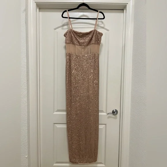 NWT BCBG MaxAzria Sequin Evening Gown - Picture 4 of 14